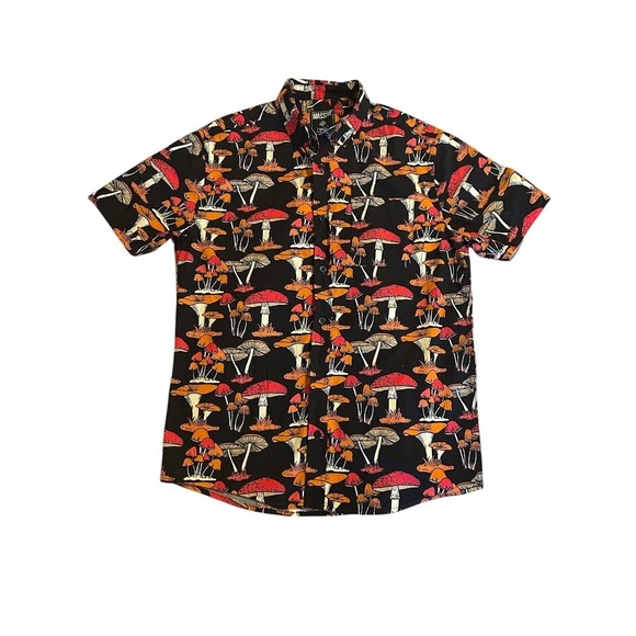 Massive Mens Button Up Shirt Short Sleeve Mushroom Print Black Small - Picture 1 of 7